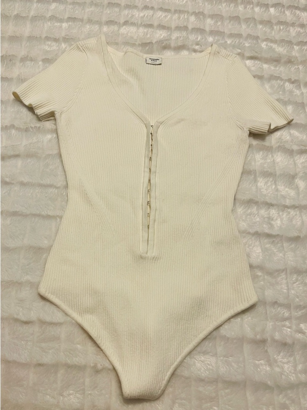 Abercrombie & Fitch Cream Ribbed  Bodysuit Womens size L - Picture 6 of 11
